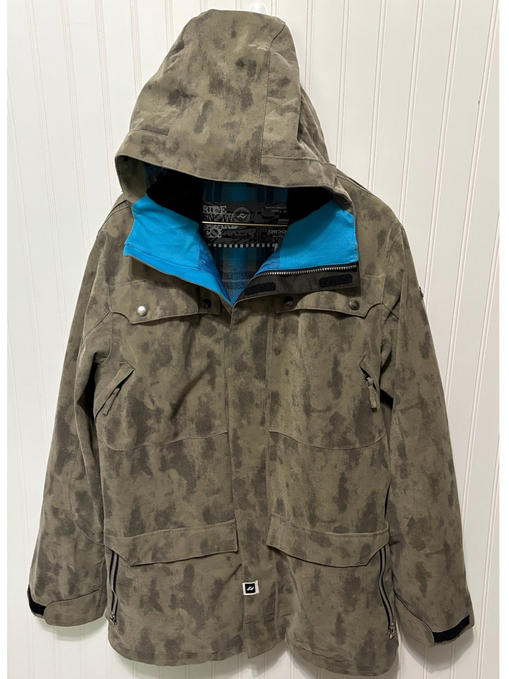 RIDE STRATA Camo Green Snowboard Ski Jacket Winter Coat Mens Size Large